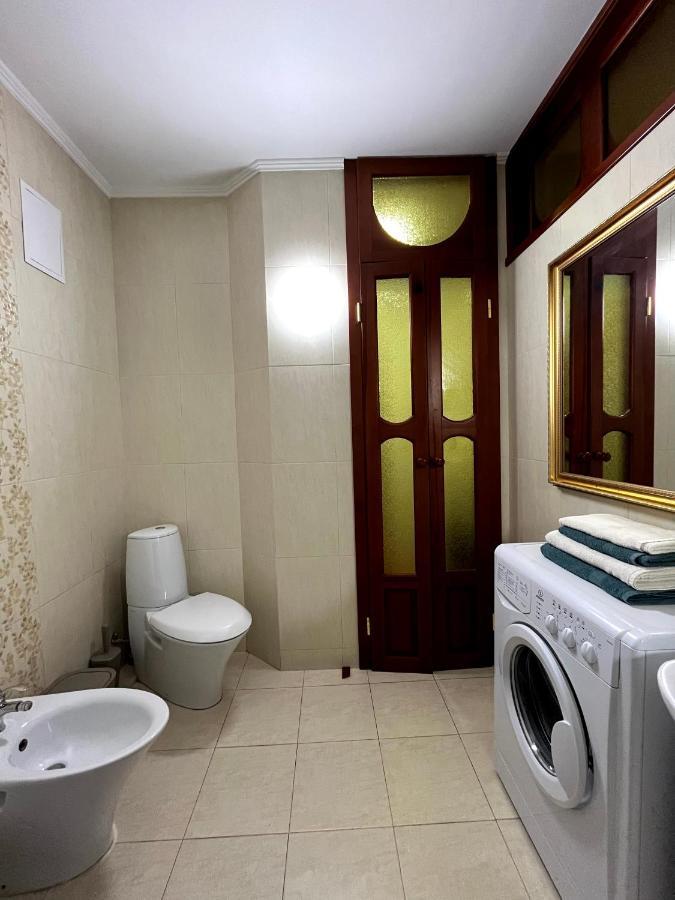 Апартаменты Центр Крещатик Kiev Esterno foto