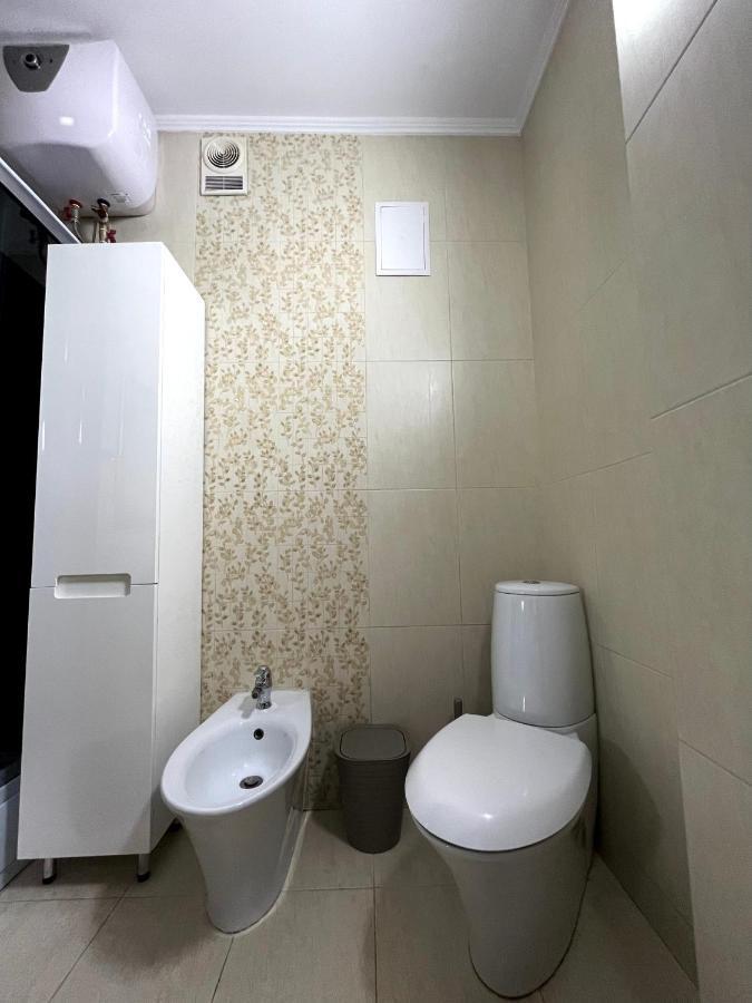 Апартаменты Центр Крещатик Kiev Esterno foto
